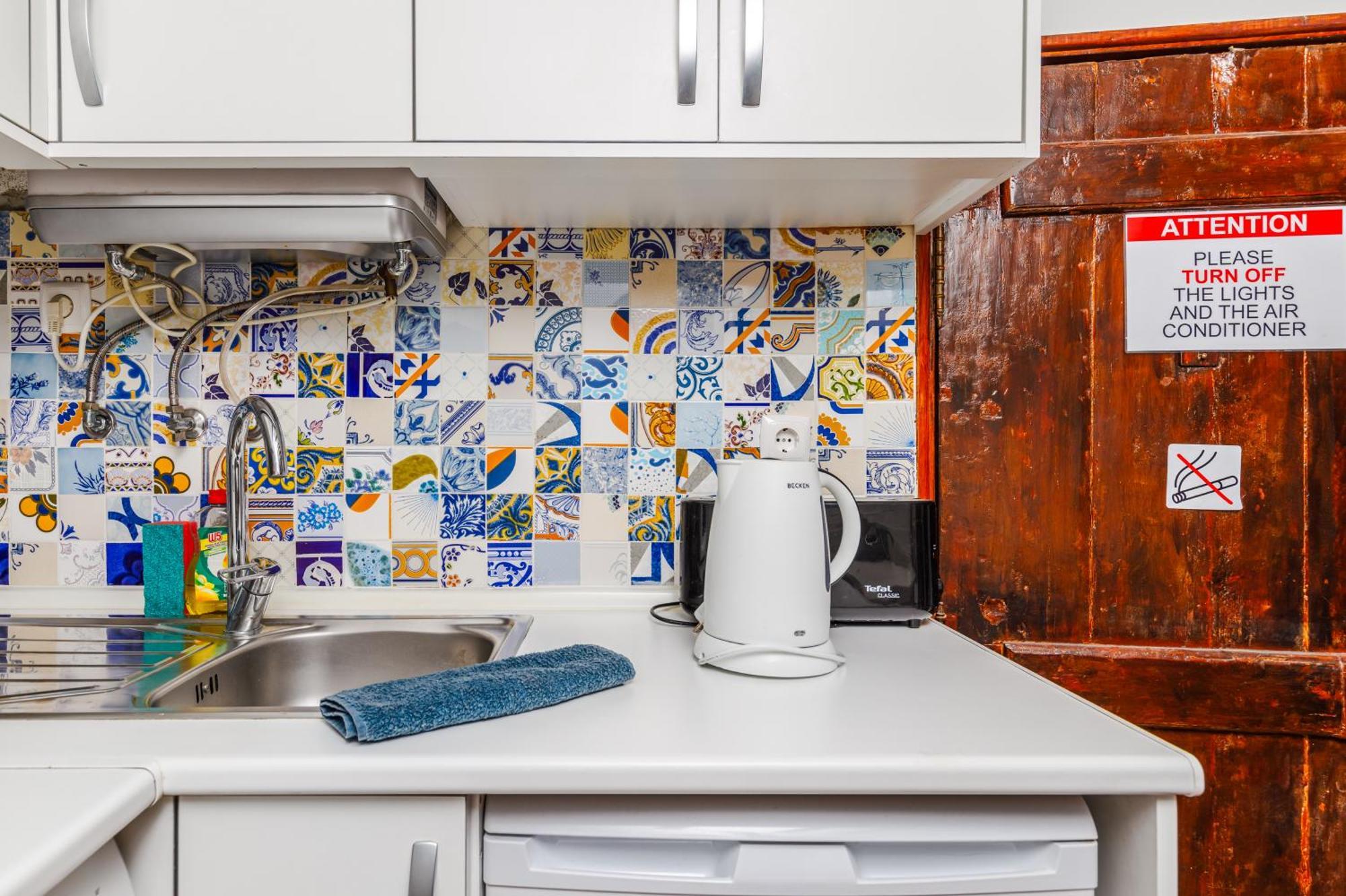 Apartment Typical Alfama-center