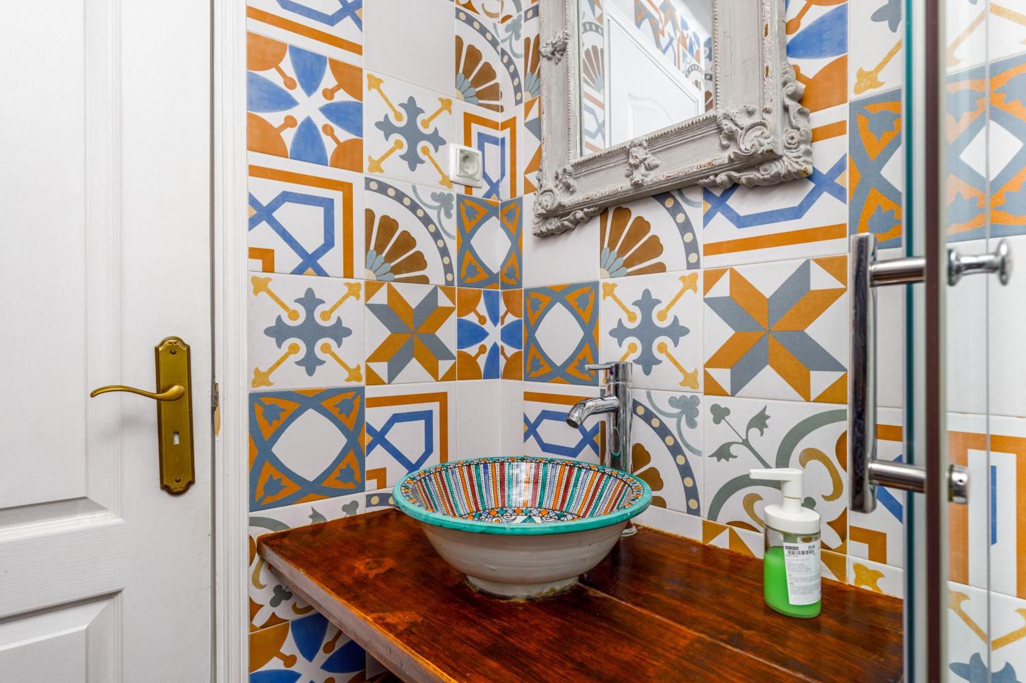 Apartment Typical Alfama-center *
