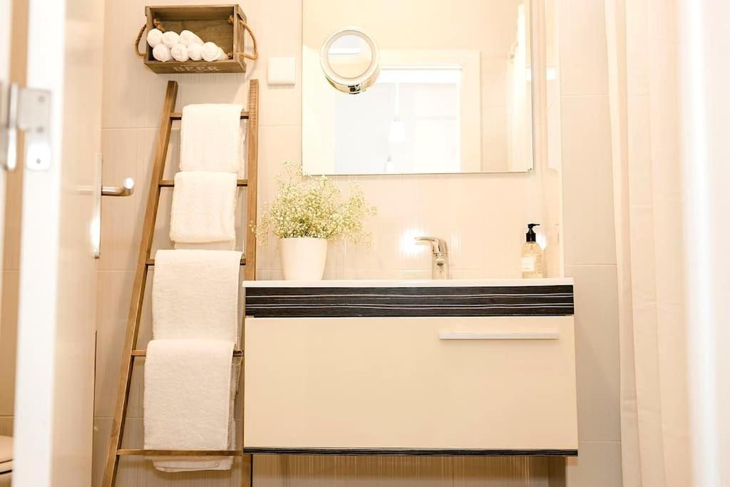 Sapadores - 2 Bedrooms Boho Chic