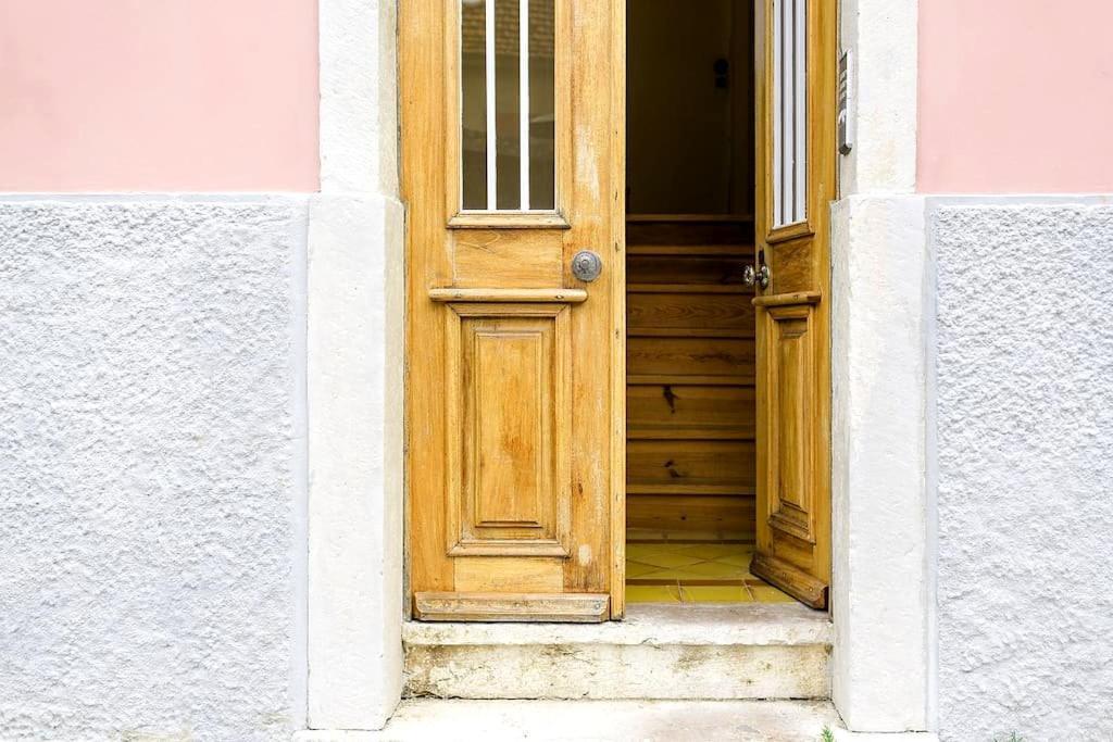 Sapadores - 2 Bedrooms Boho Chic Apartment *