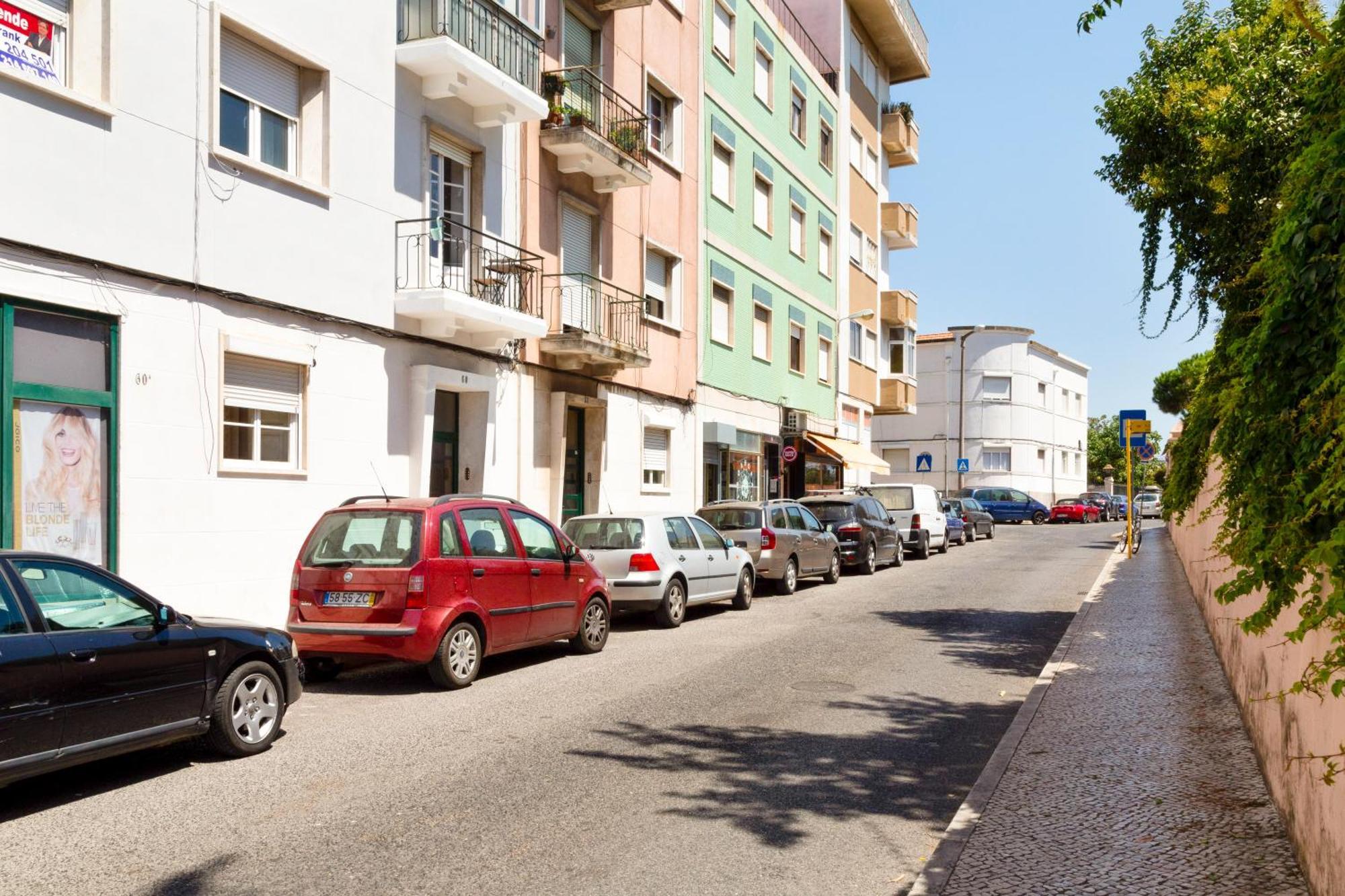 Flh Alcantara Stylish Duplex With Terrace Lisbon