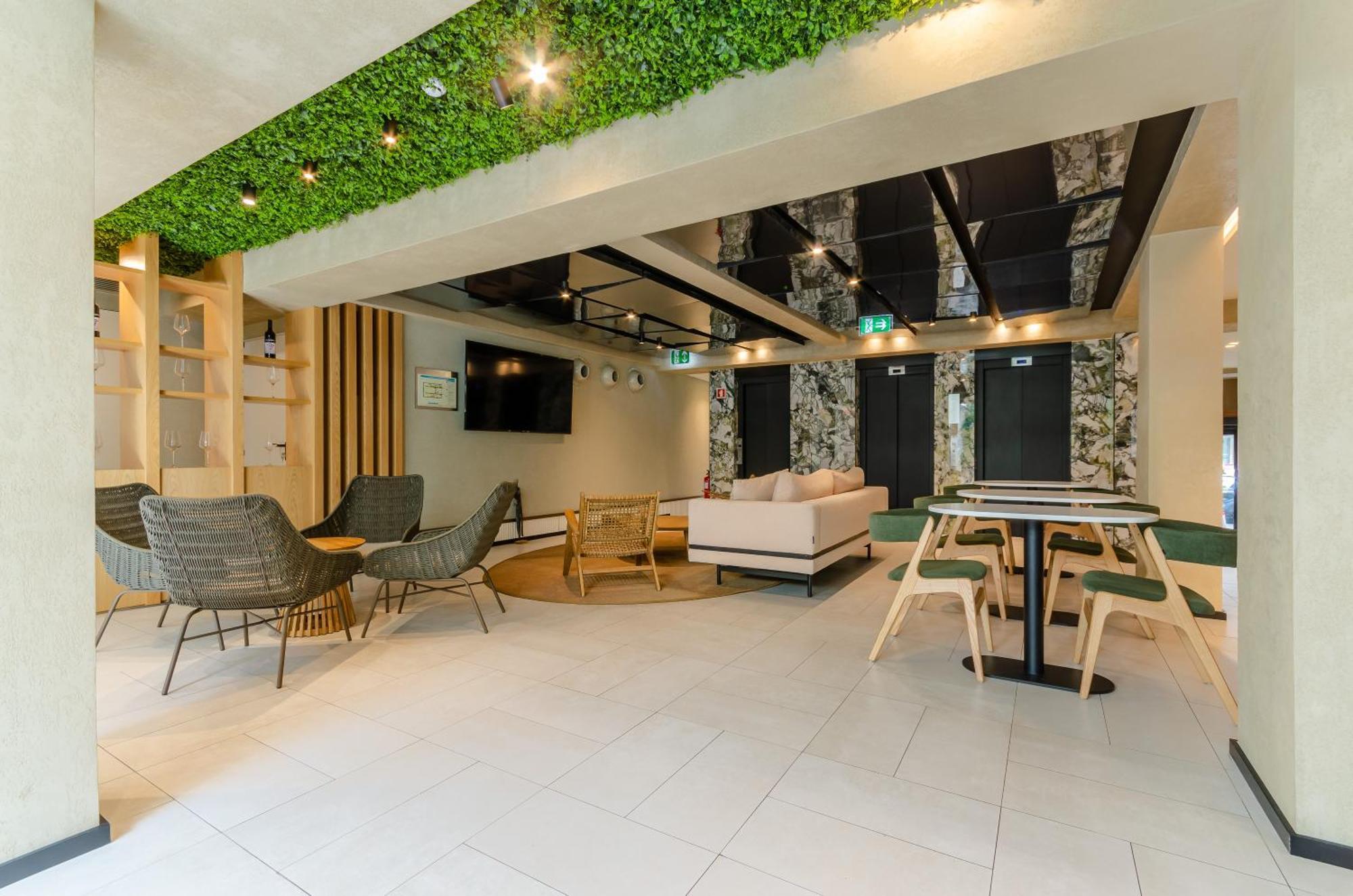 Hotel Omid Saldanha 4*