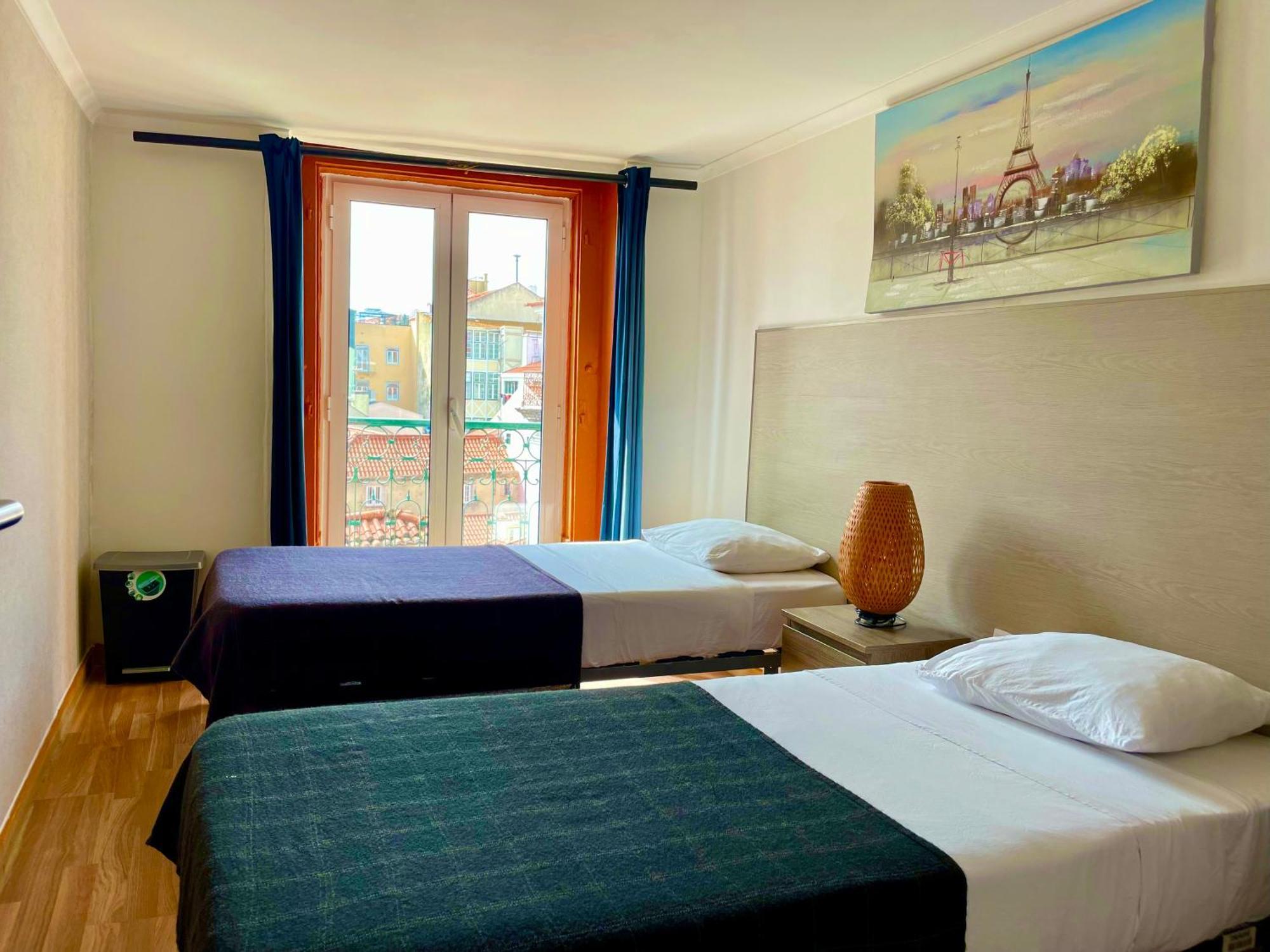 Lisbonaccommodation *