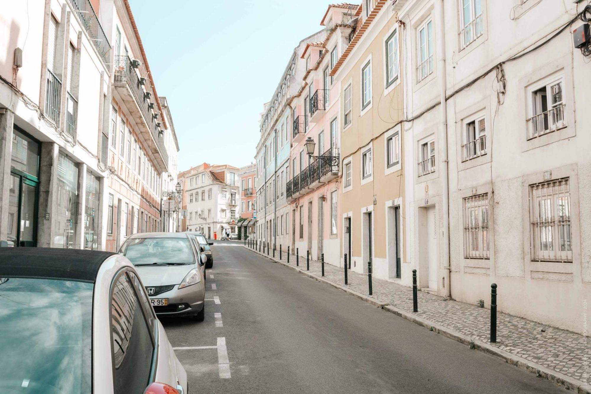 Duplex With Terrace In Principe Real * Lisbon
