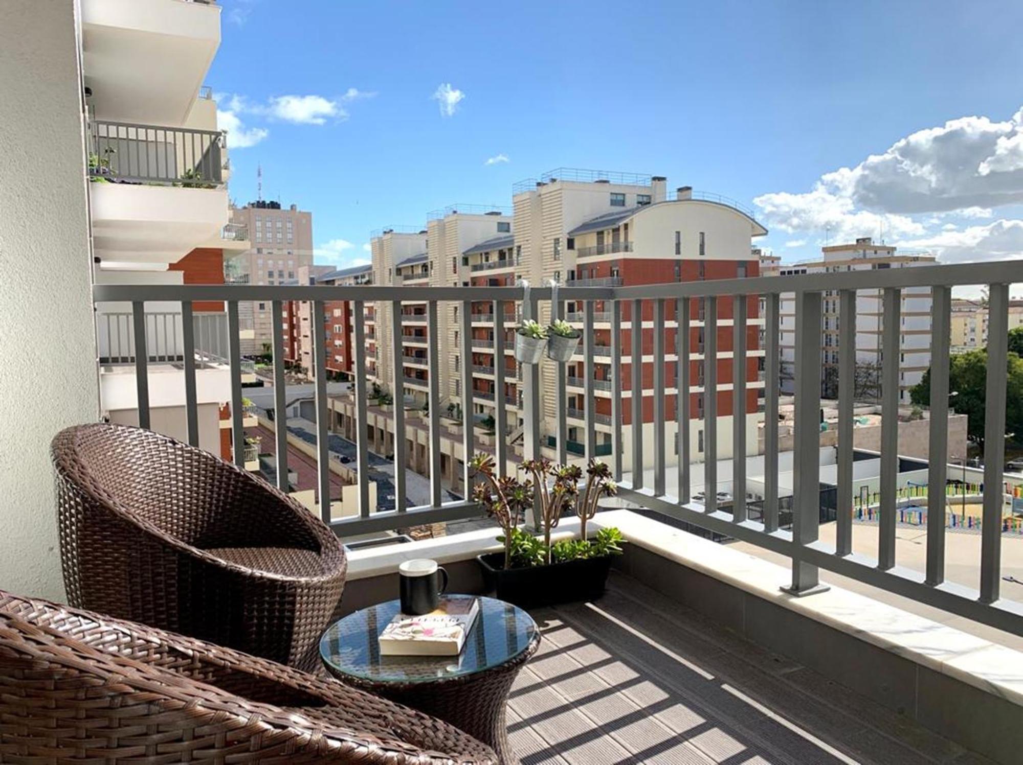 Apartment Modern & Spacious With River View Lisbon