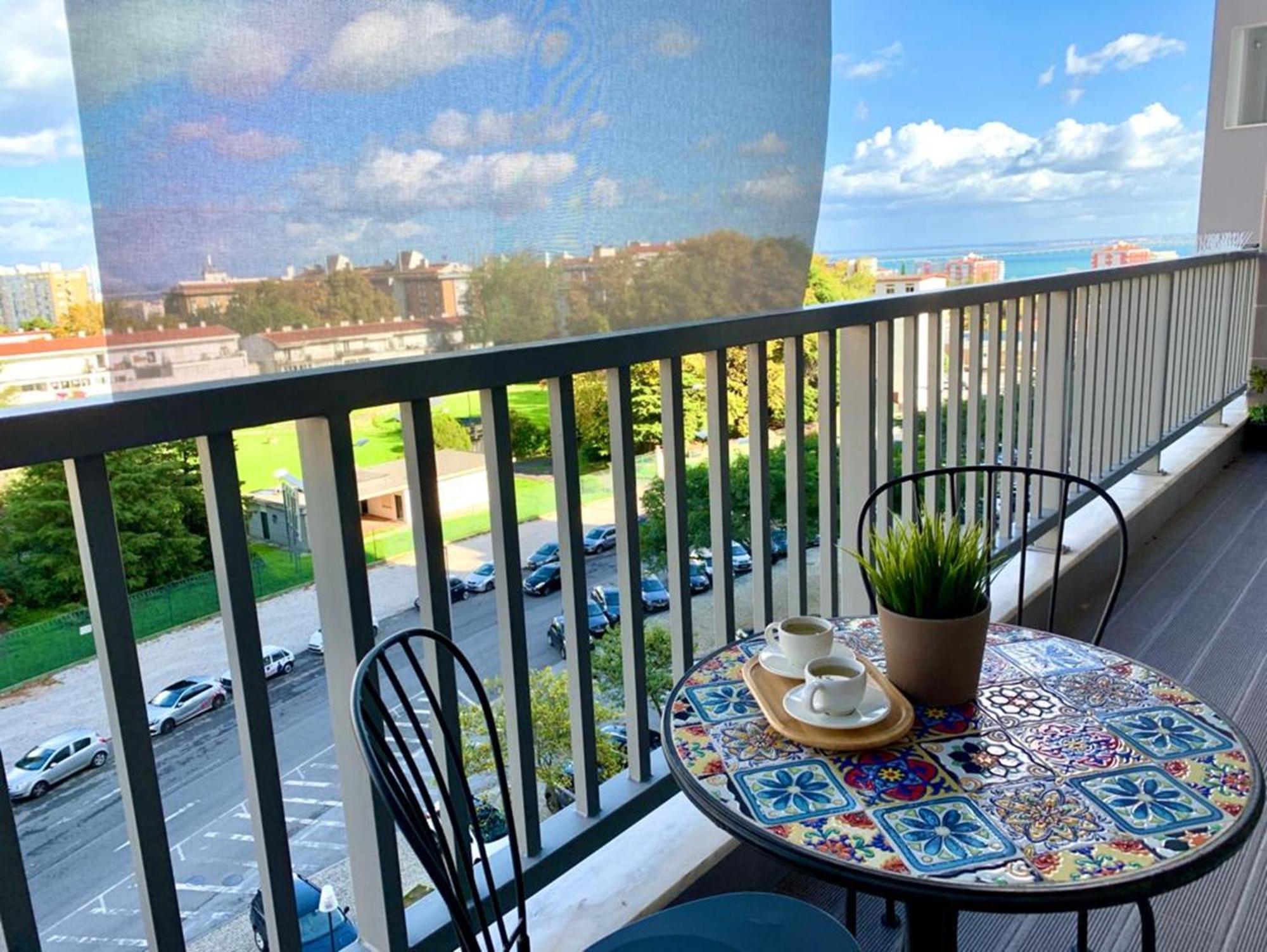 Apartment Modern & Spacious With River View *