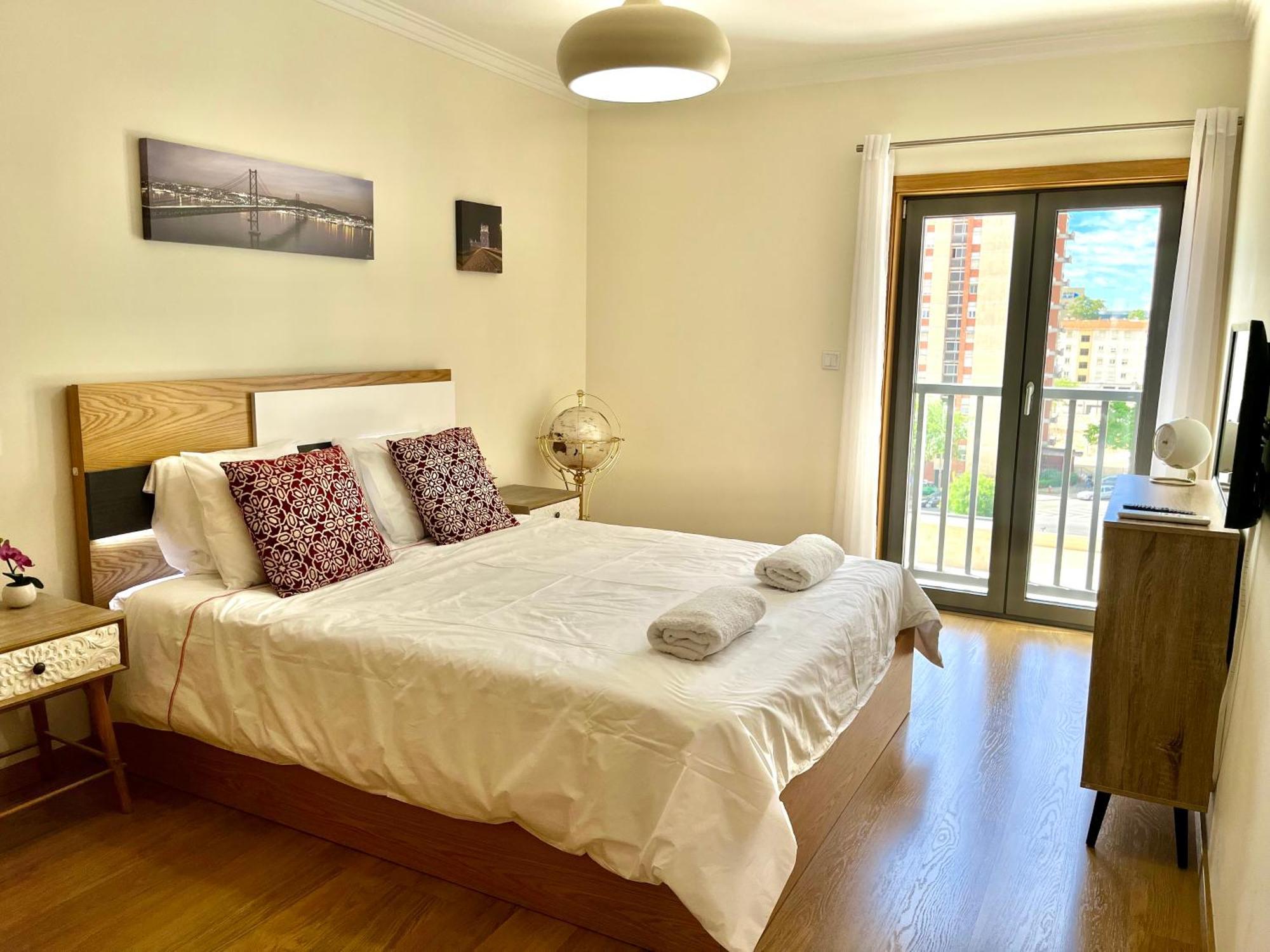 Apartment Modern & Spacious With River View Lisbon