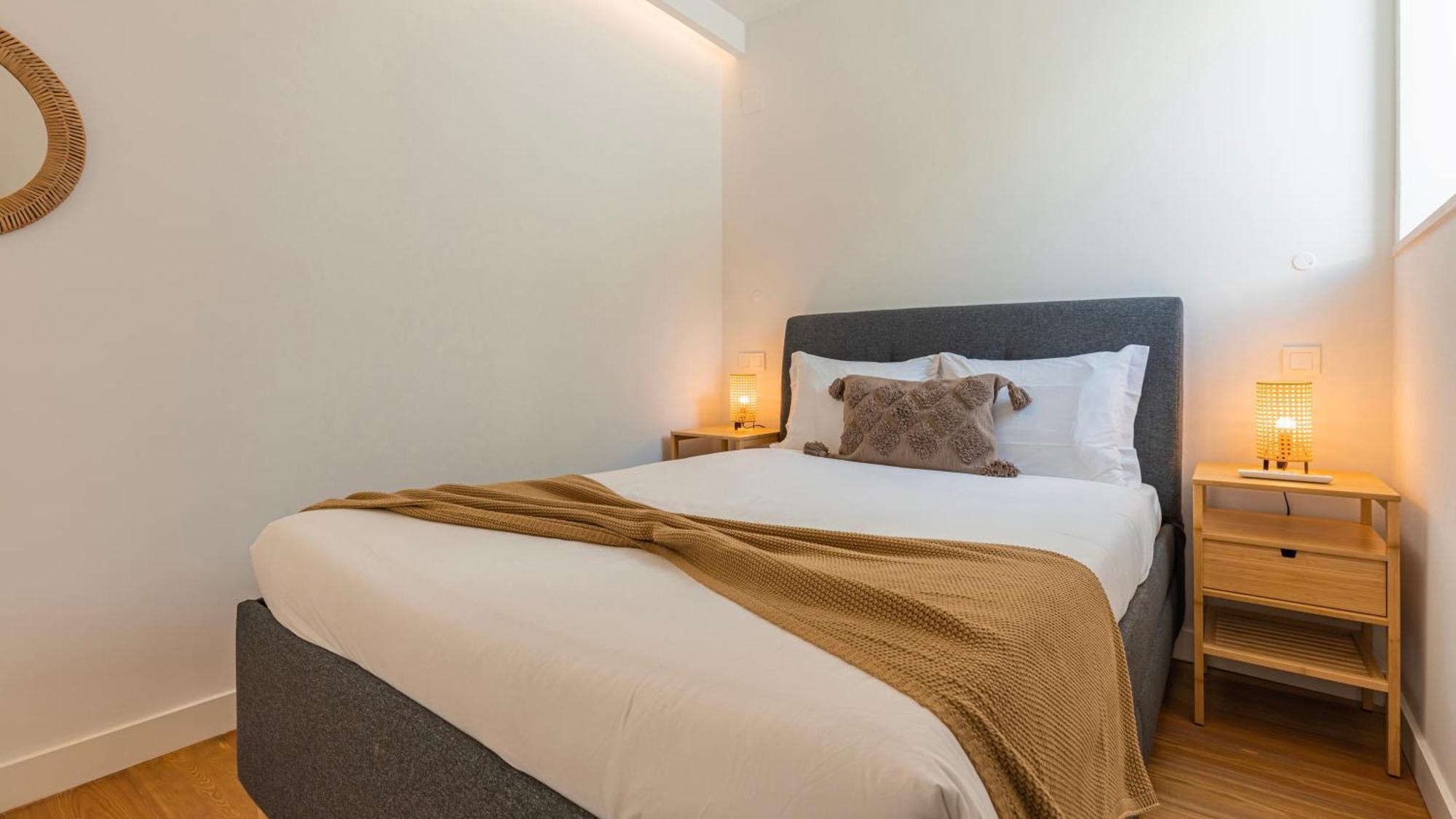 Classy 2bdr House With Balcony By Lovelystay Apartment Lisbon