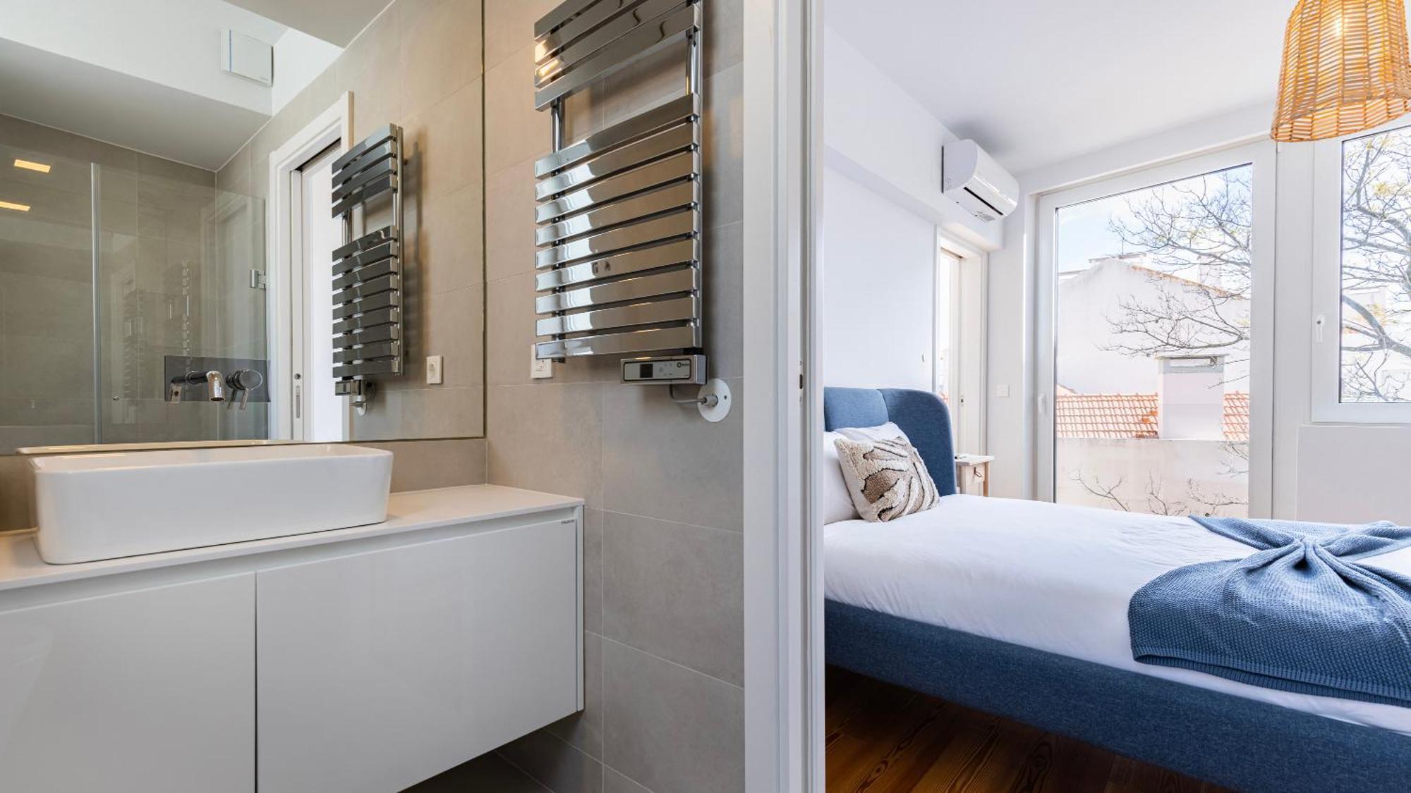 Classy 2bdr House With Balcony By Lovelystay Apartment Lisbon