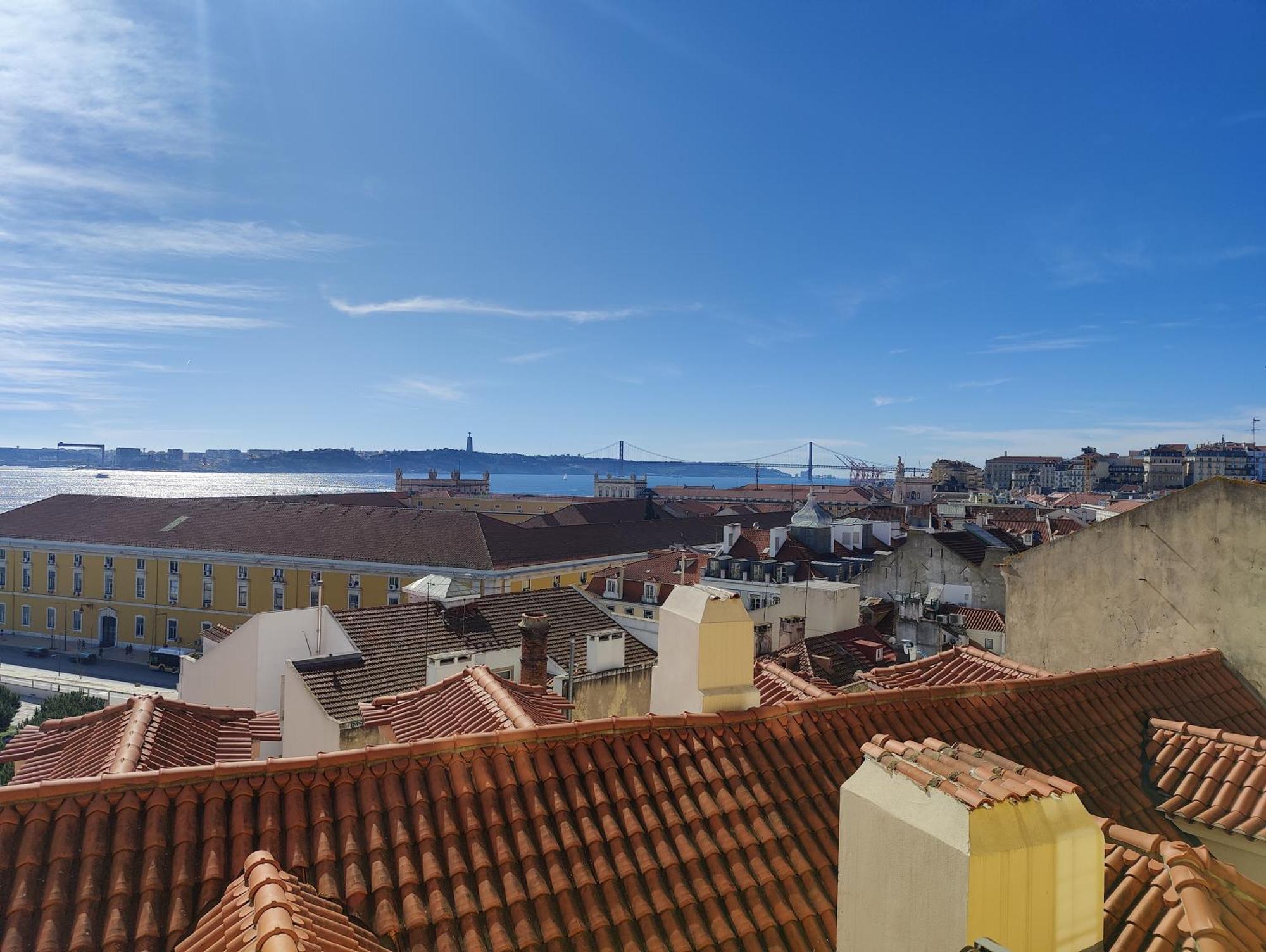 Apartmento Com Vista Incrivel * Lisbon