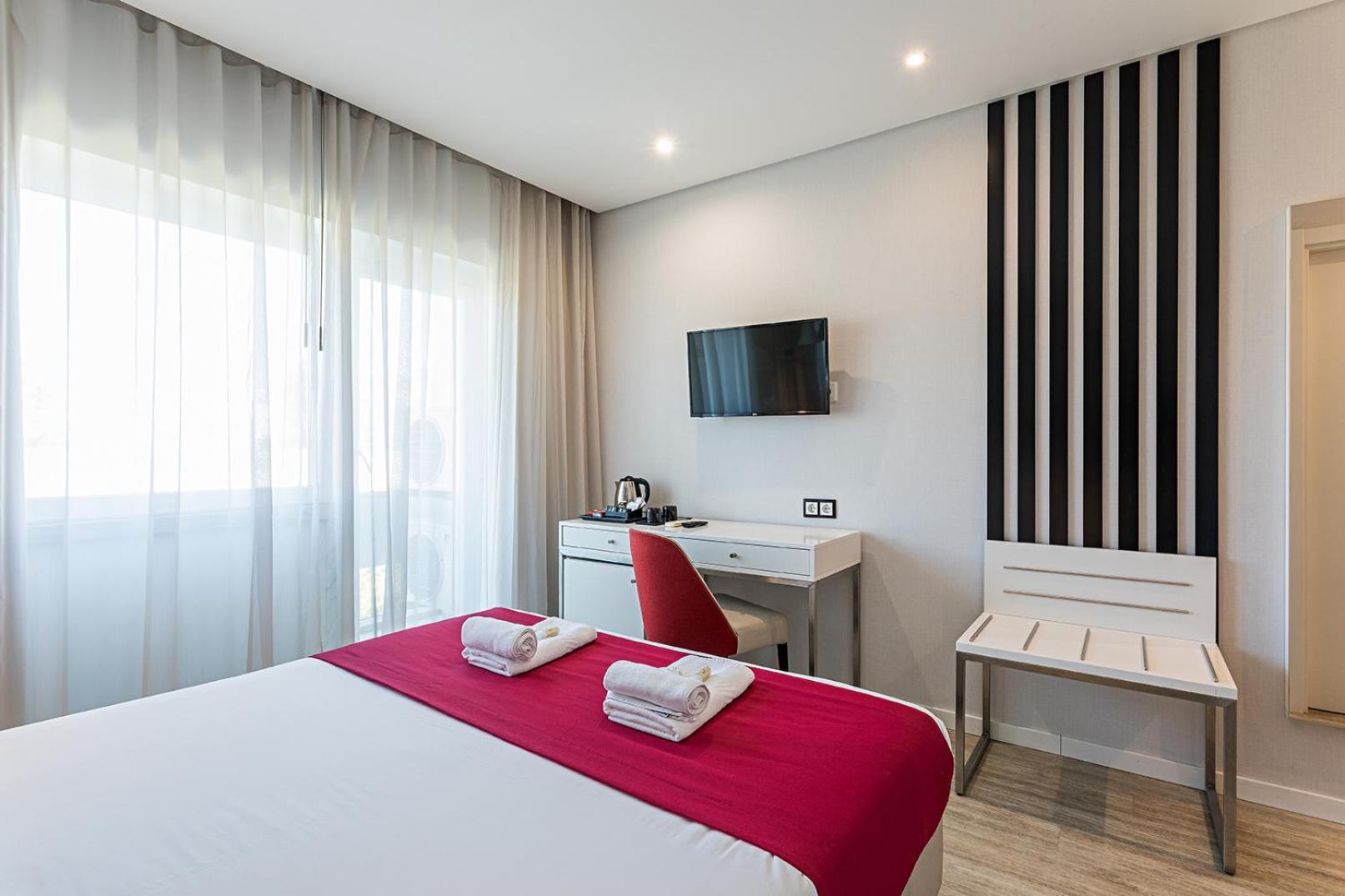 Hotel Canada 2*