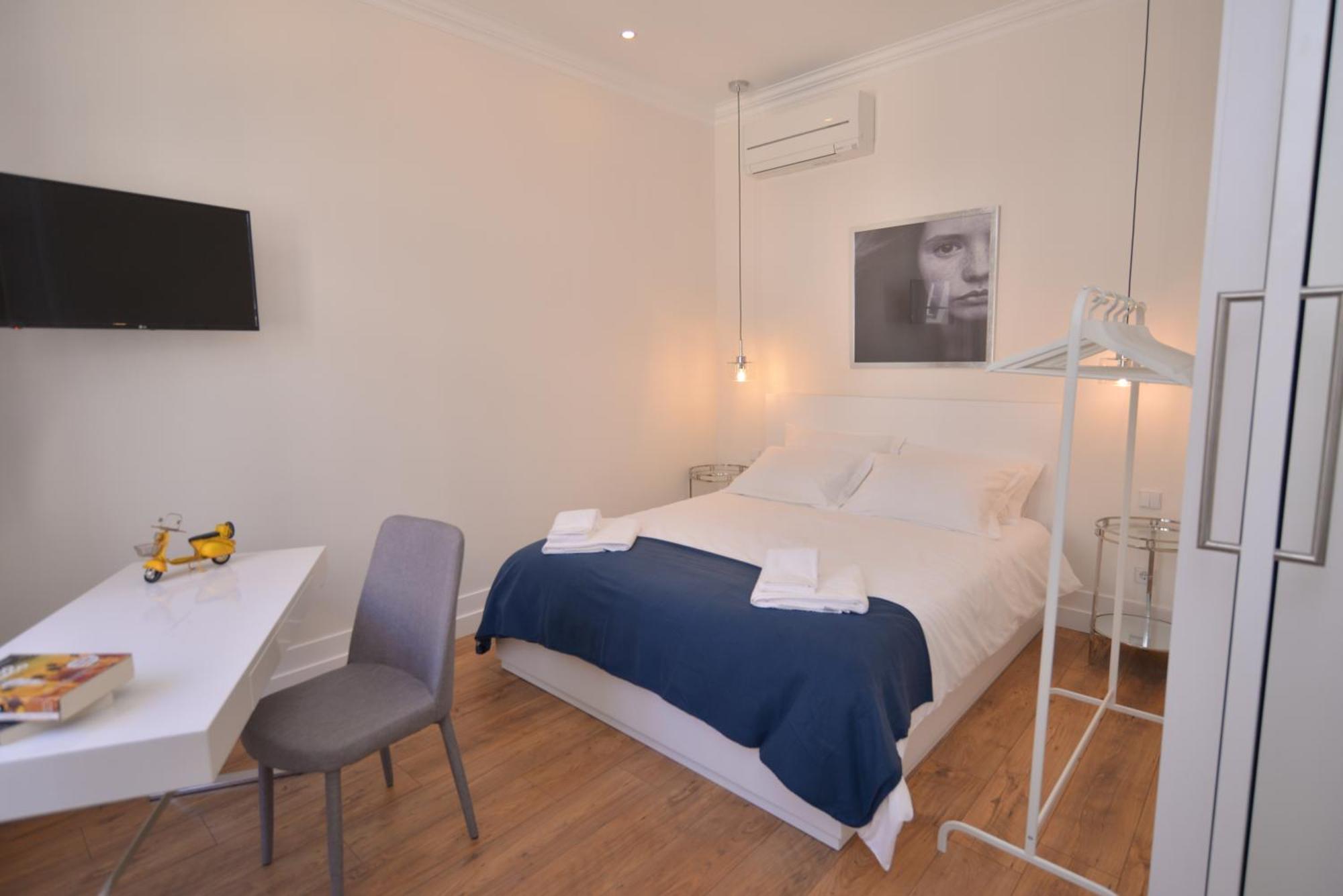 Gold 37399al And Silver 37404al Apartamento *