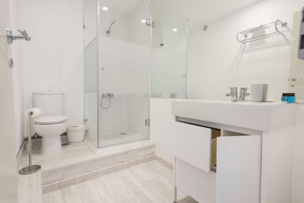 Duplex With Terrace In Principe Real * Lisbon