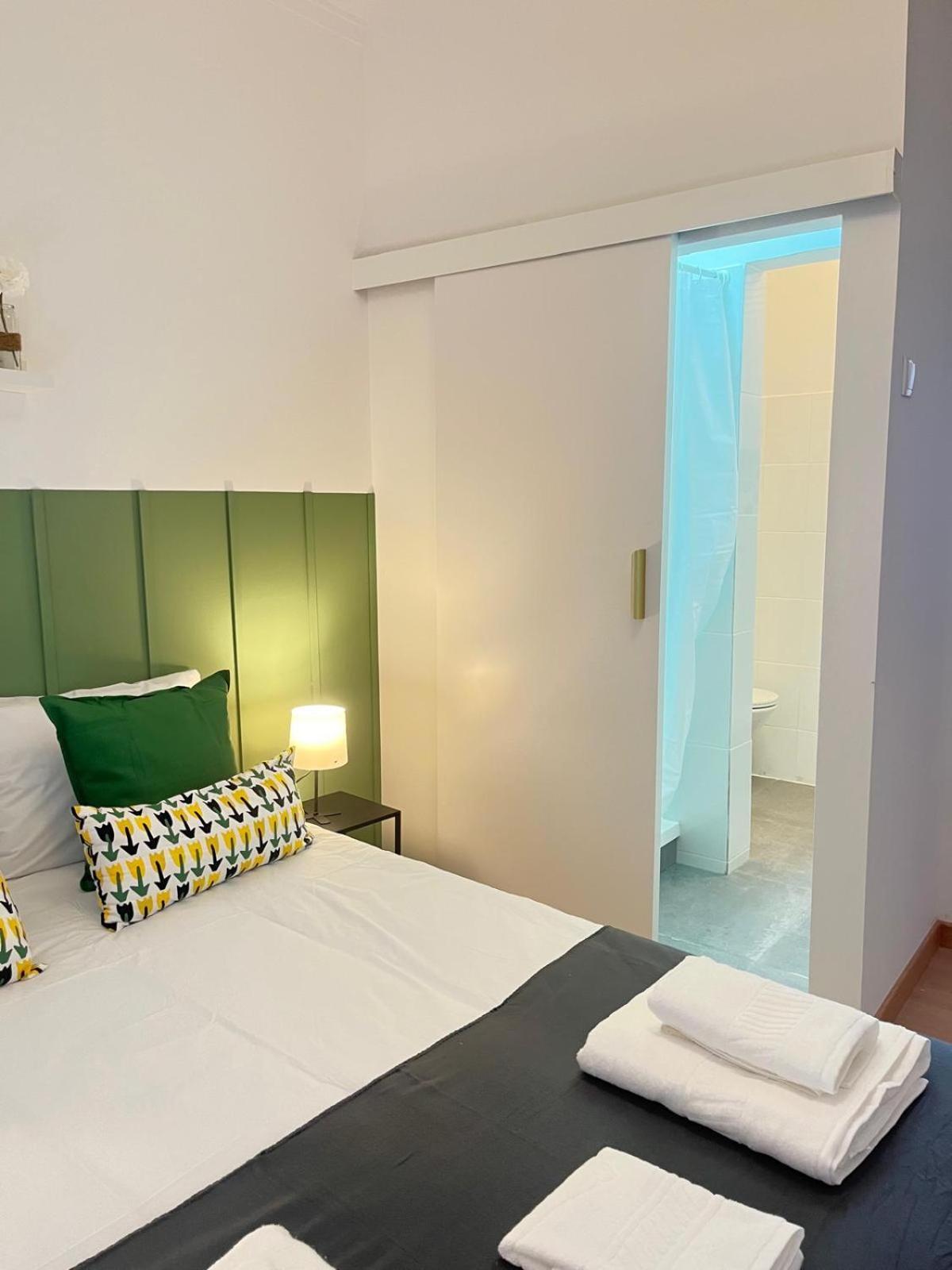 Guest house Alvalade Ii Airport