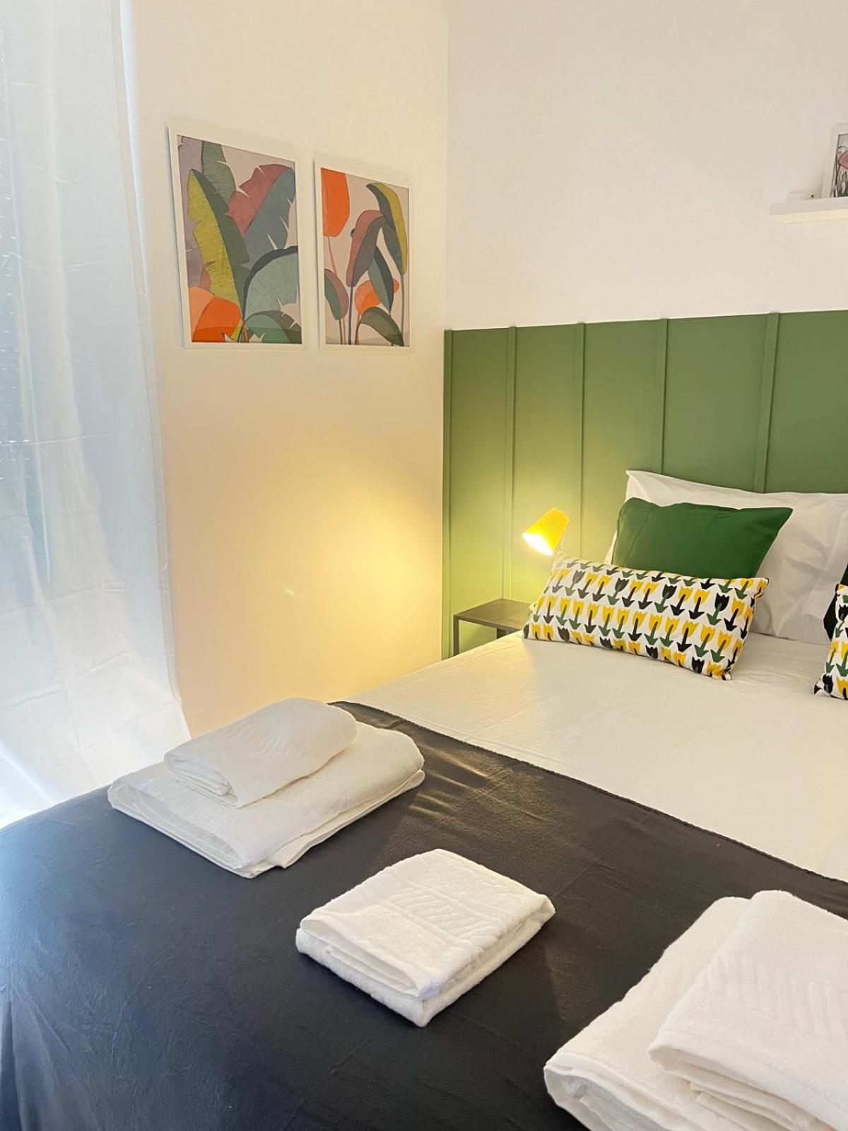 Alvalade Ii Airport Guest house 3*