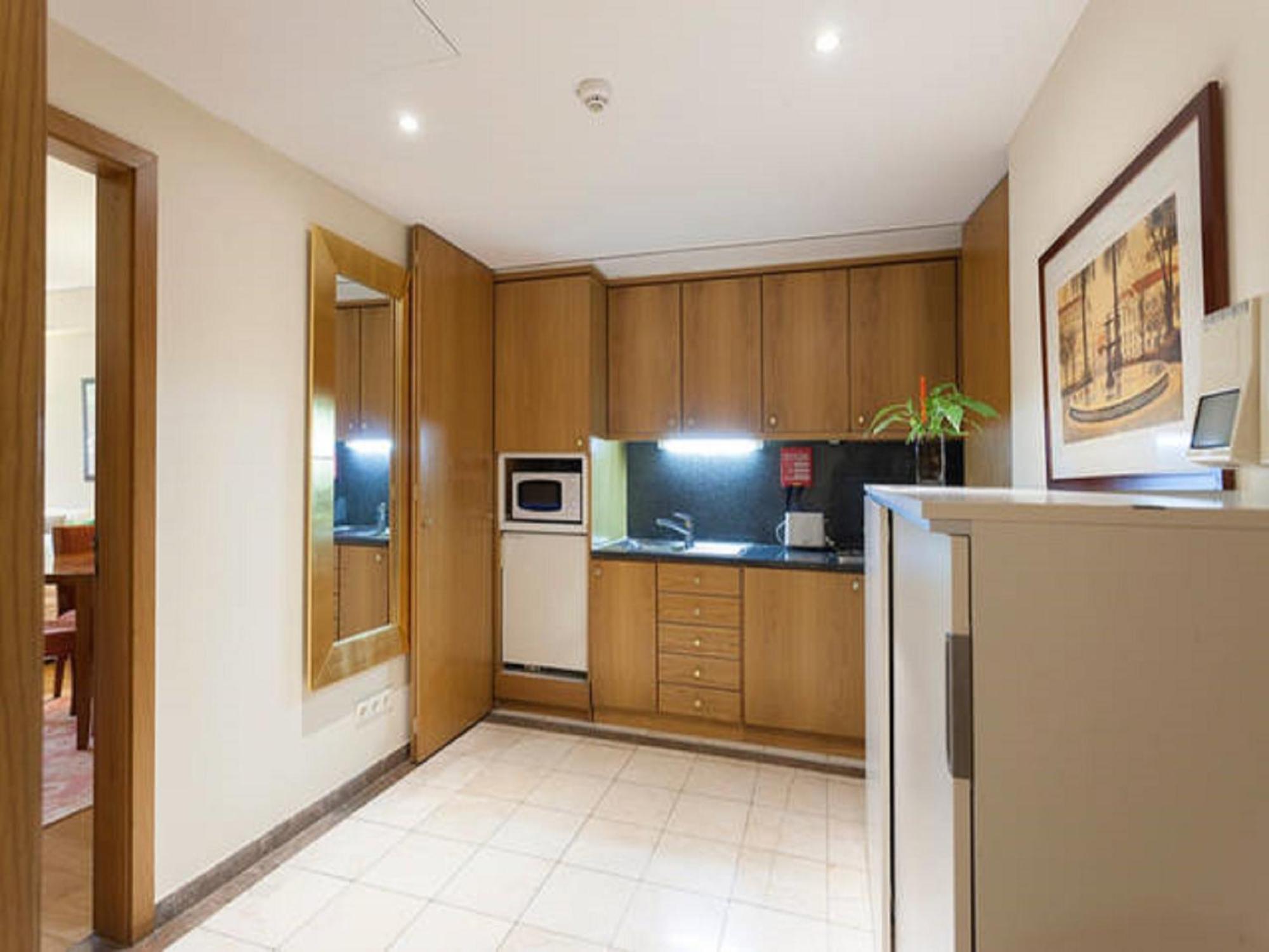 In The Heart Of Lisbon-altis Apartment *