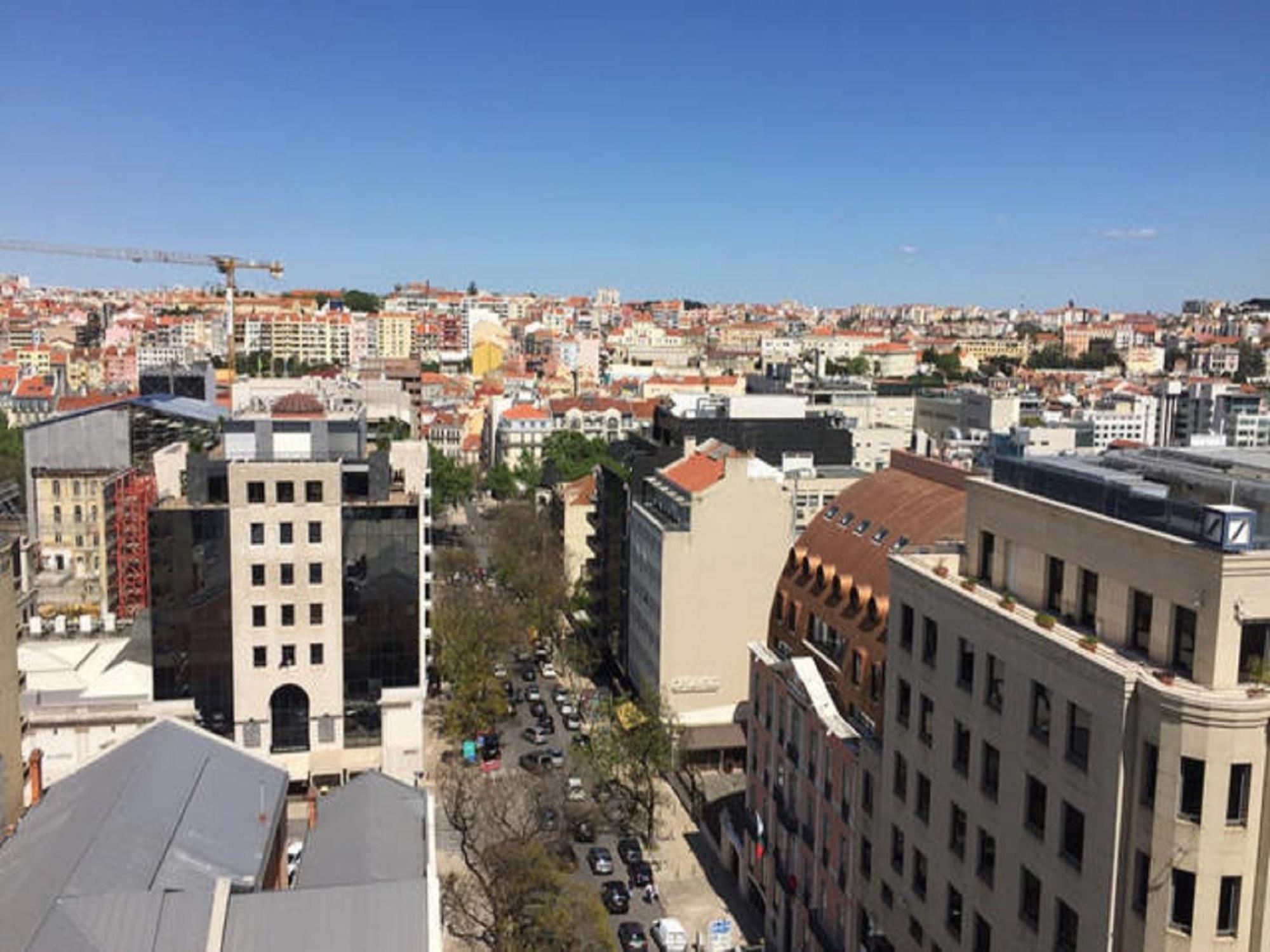 Apartment In The Heart Of Lisbon-altis Lisbon
