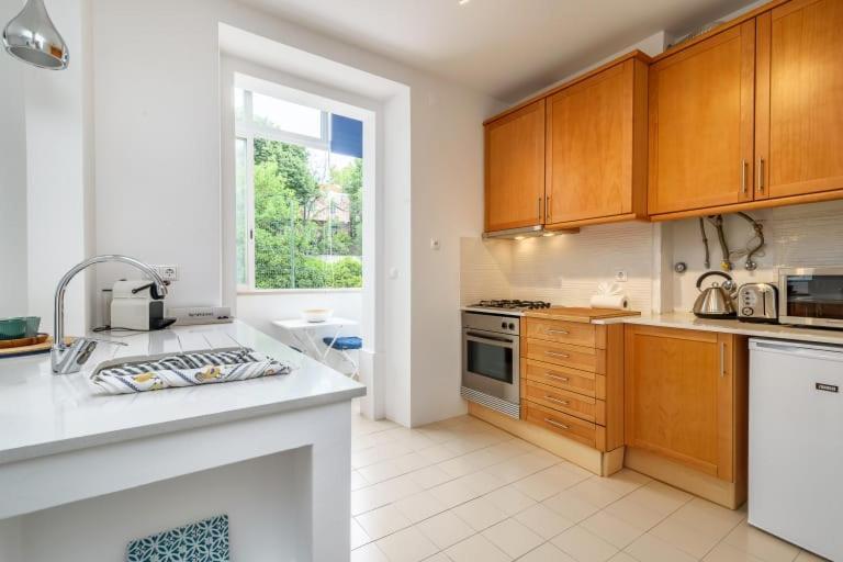 Guestready - Cosy Flat Santos-o-velho * Lisbon