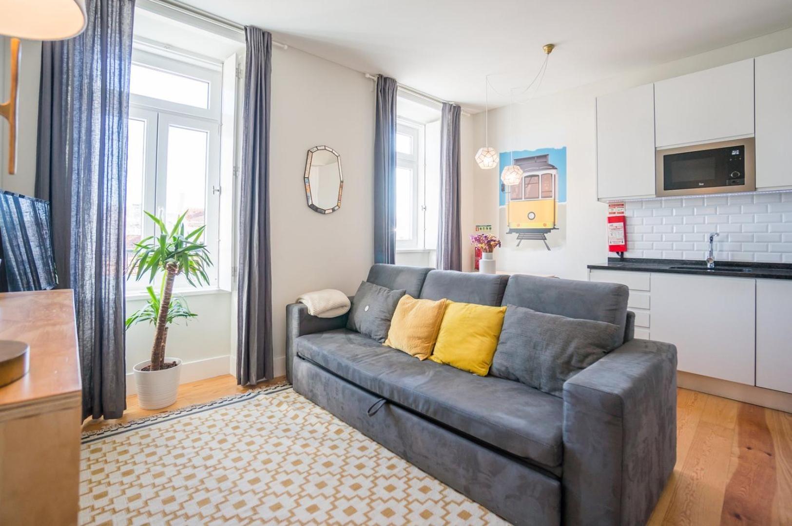Guestready - Chic And Vibrant Near Anjos Apartment