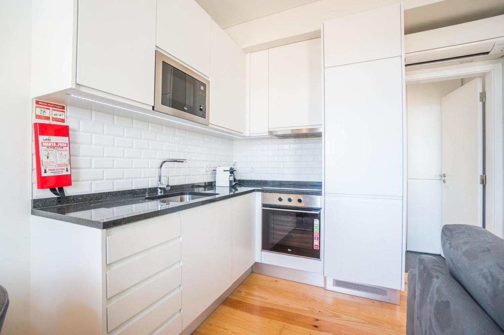 Apartment Guestready - Chic And Vibrant Near Anjos *