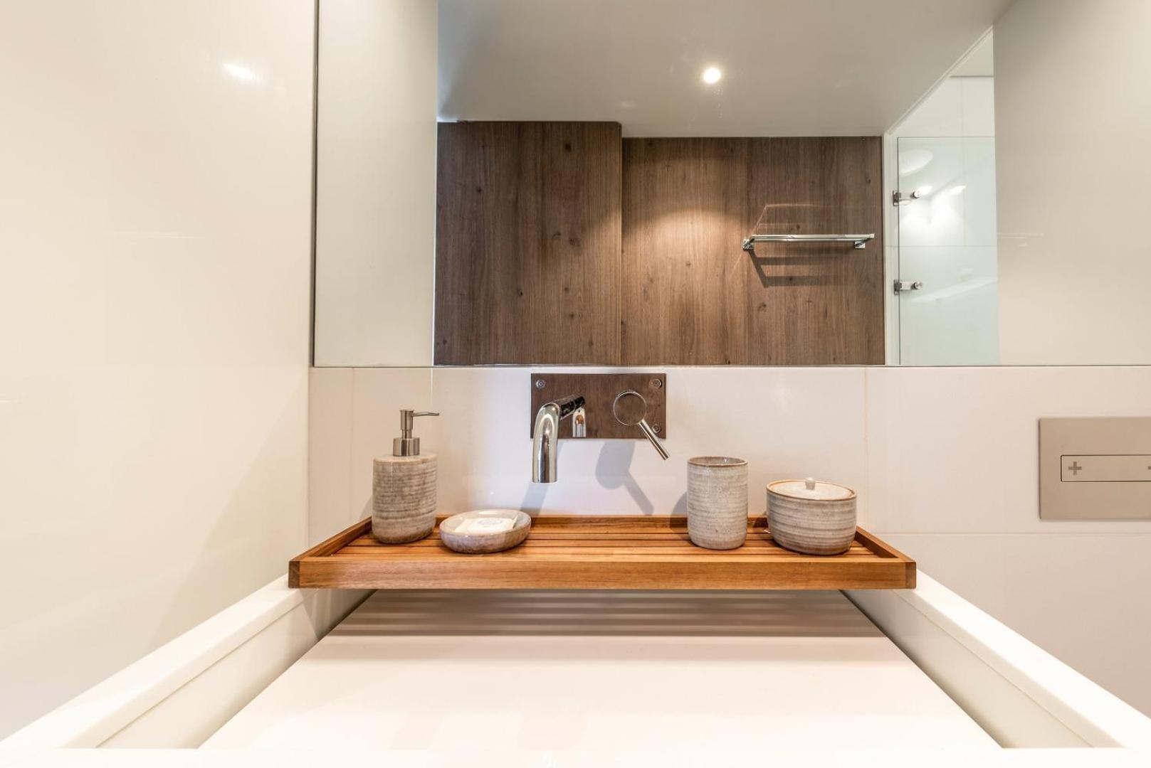 Guestready - 2br Apt Carlos I With Terrace And Gym Apartment Lisbon