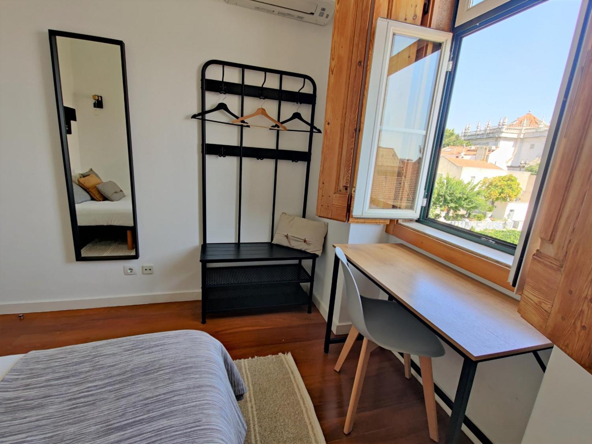 Stunning And Spacious Lofts Just By Graca And Alfama