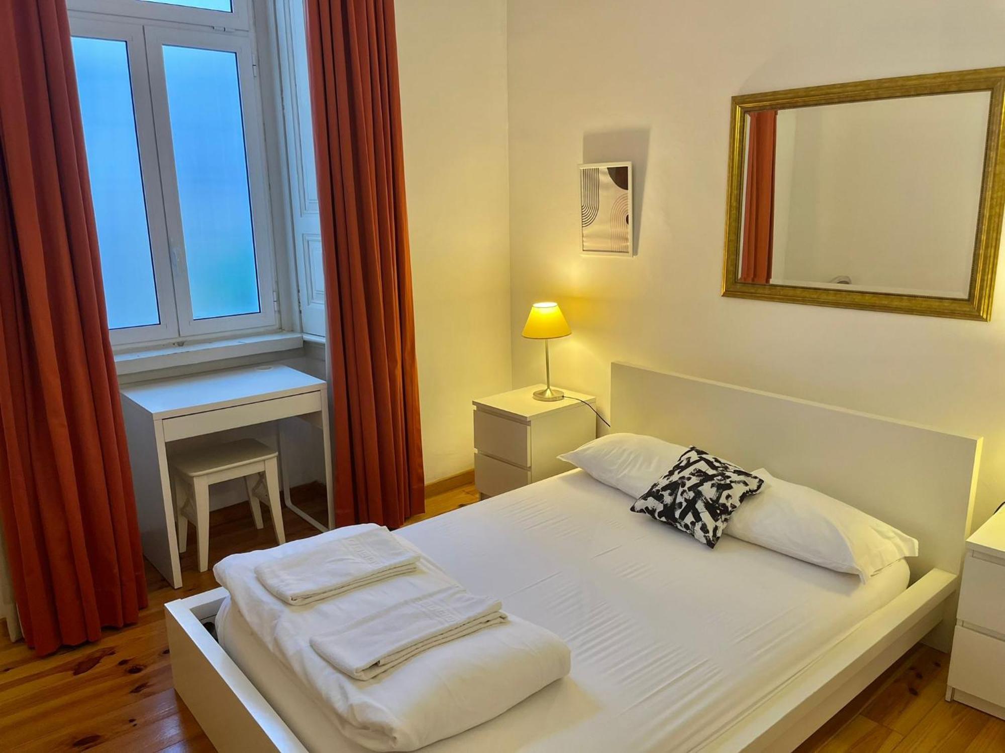 3 Bedroom, 2 Bathroom - Palma Apartment *