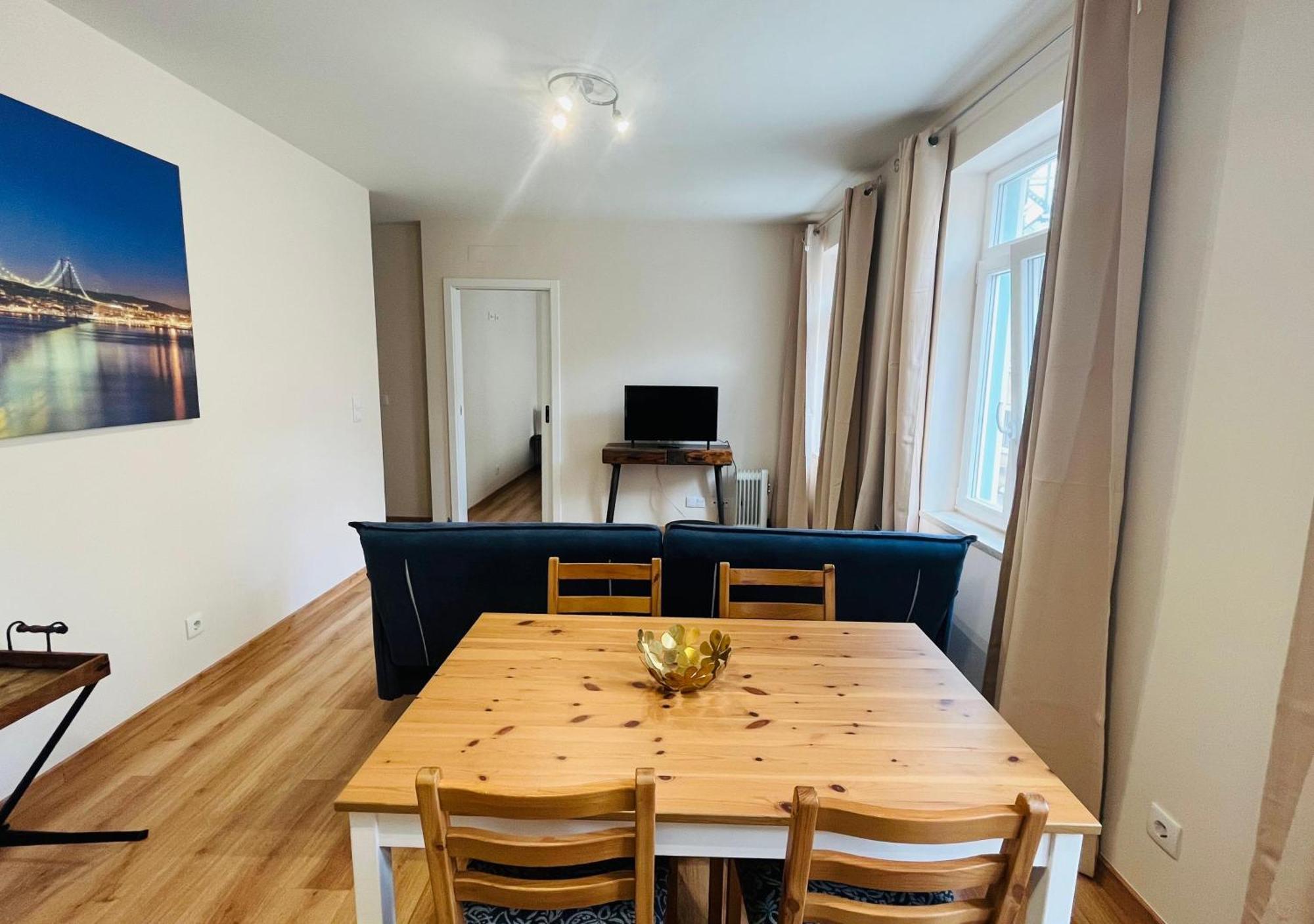 Brandnew Designer's 2-bed 1011d Apartment Lisbon