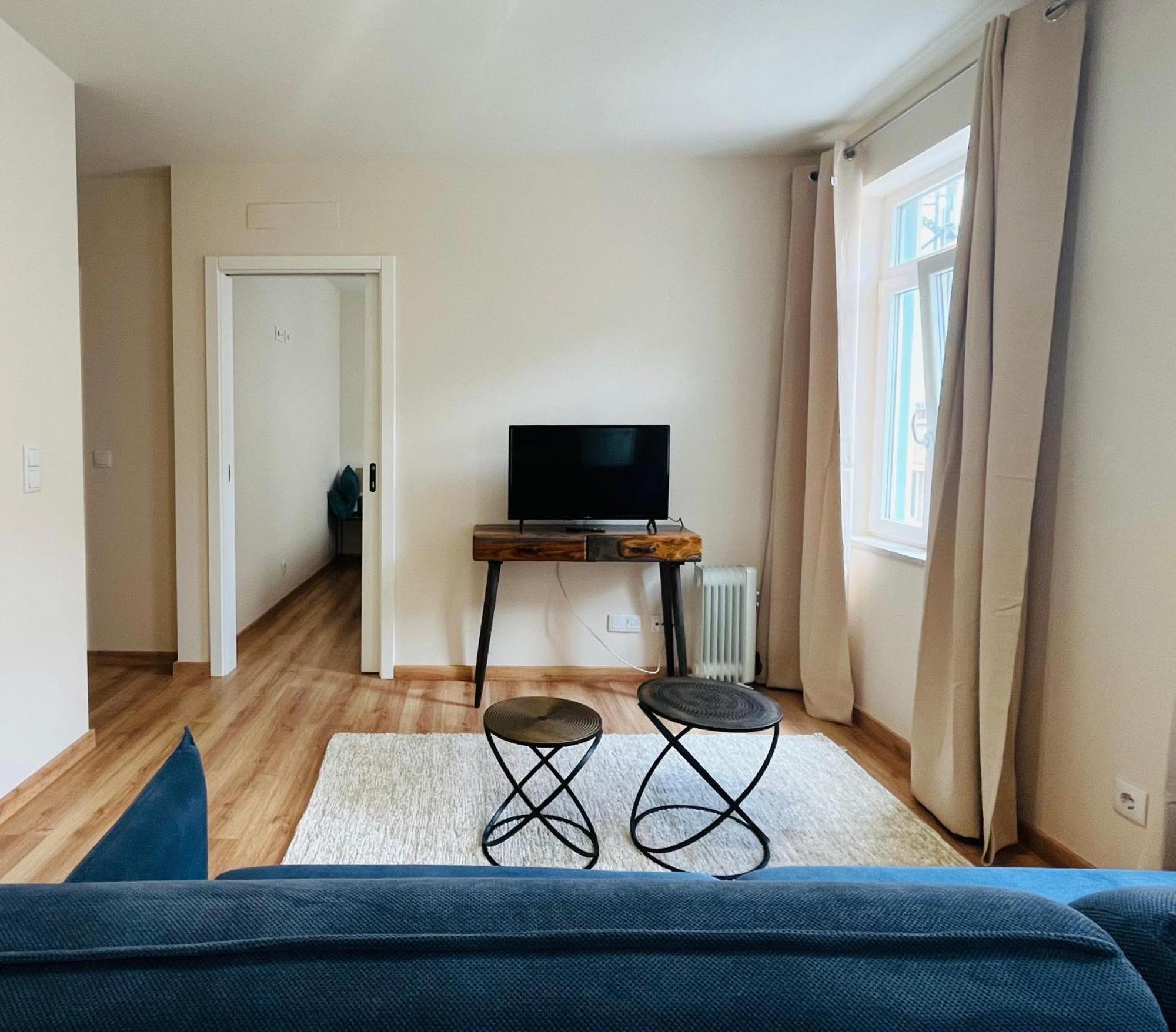 Apartment Brandnew Designer's 2-bed 1011d Lisbon
