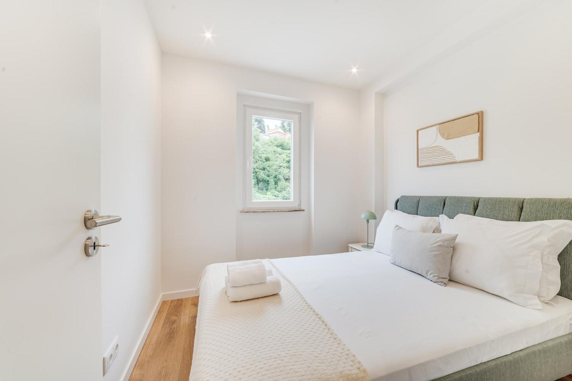 Apartment Campolide Charm Ii Lisbon