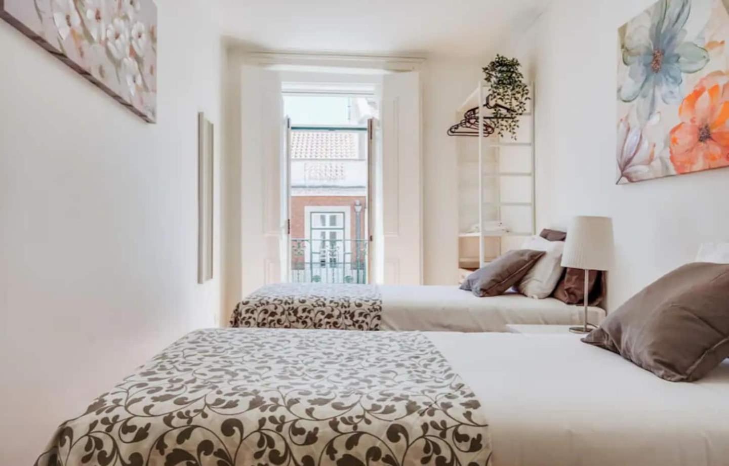 Apartment 3 Bedroom In Baixa With River View