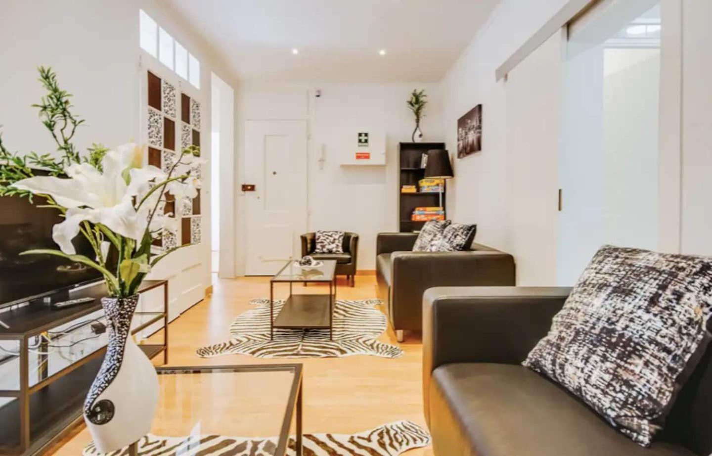 3 Bedroom In Baixa With River View Apartment *