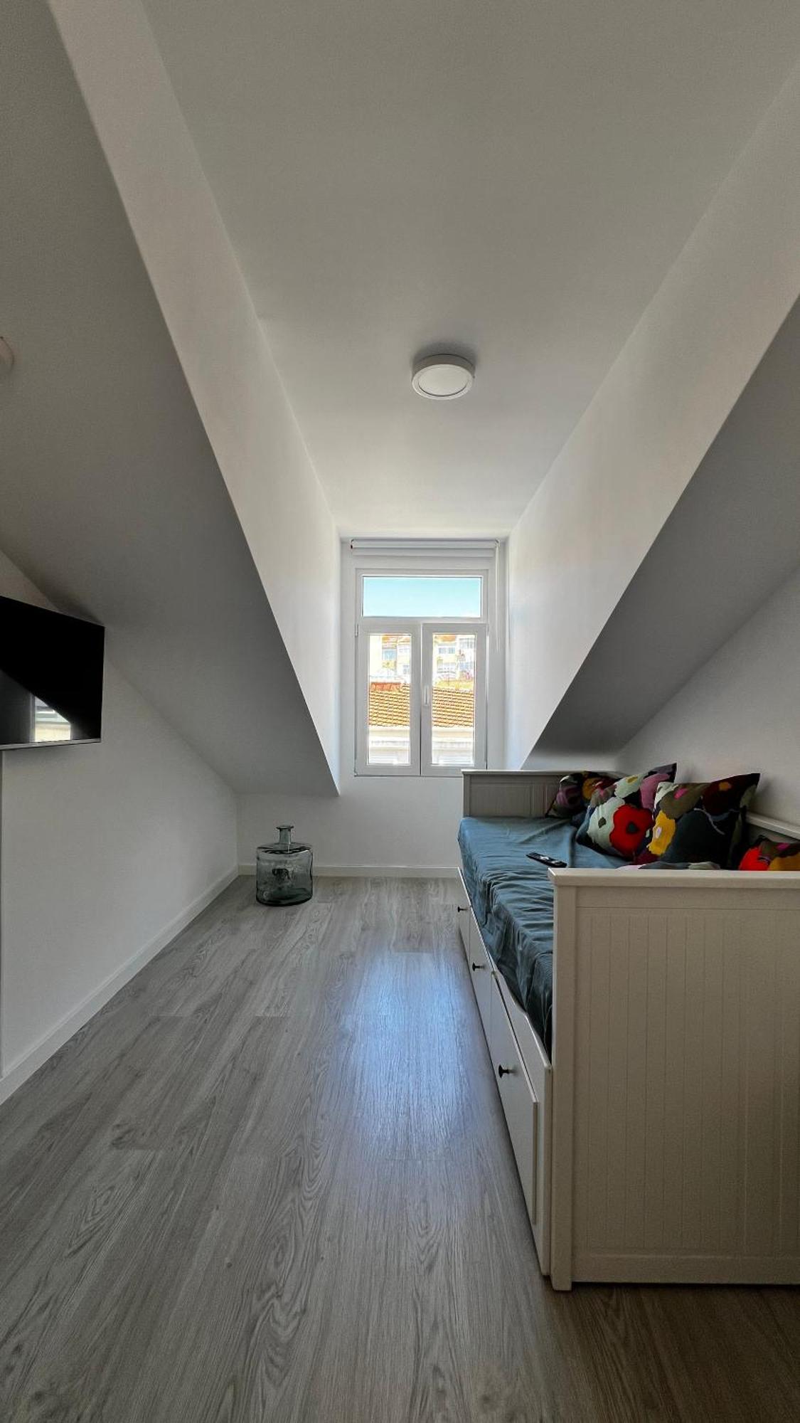 New Chill Homestay Lisbon