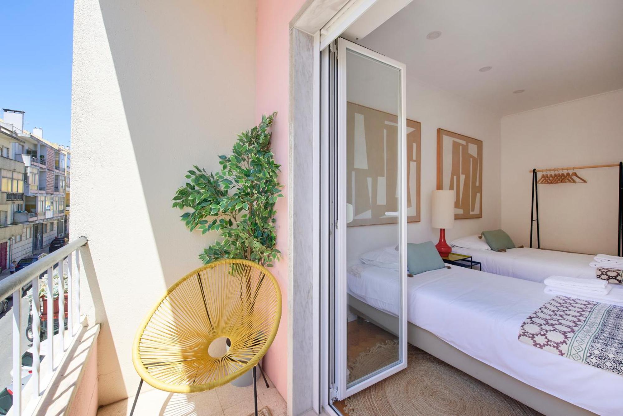 Belem River View W Amazing Balcony, By Timecooler Apartment *