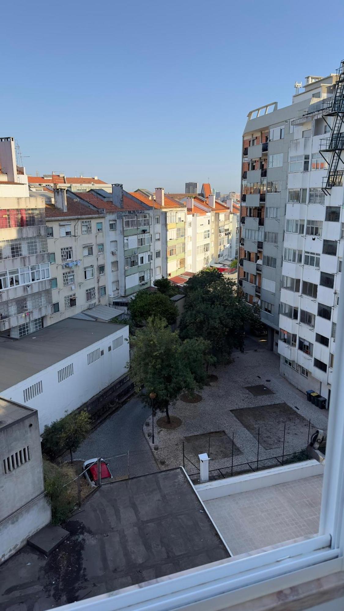 Alvalade Apartment *