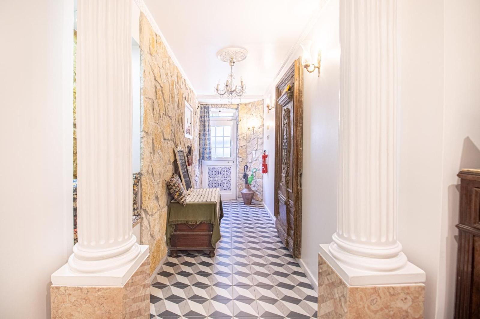 Apartment Fernando Lemos Estudio Lisbon