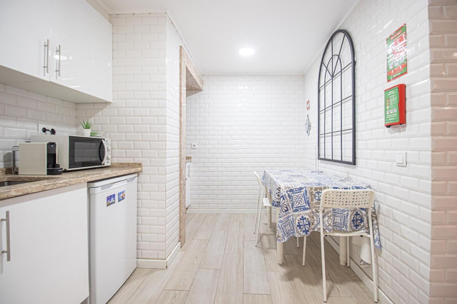 Fernando Lemos Estudio Apartment *