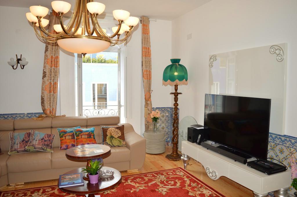 Chiado 3 Bedroom Luxury Lisbon