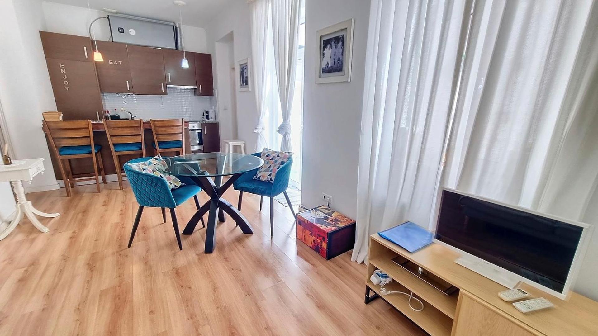 Sapadores - 2 Bedrooms Boho Chic Lisbon