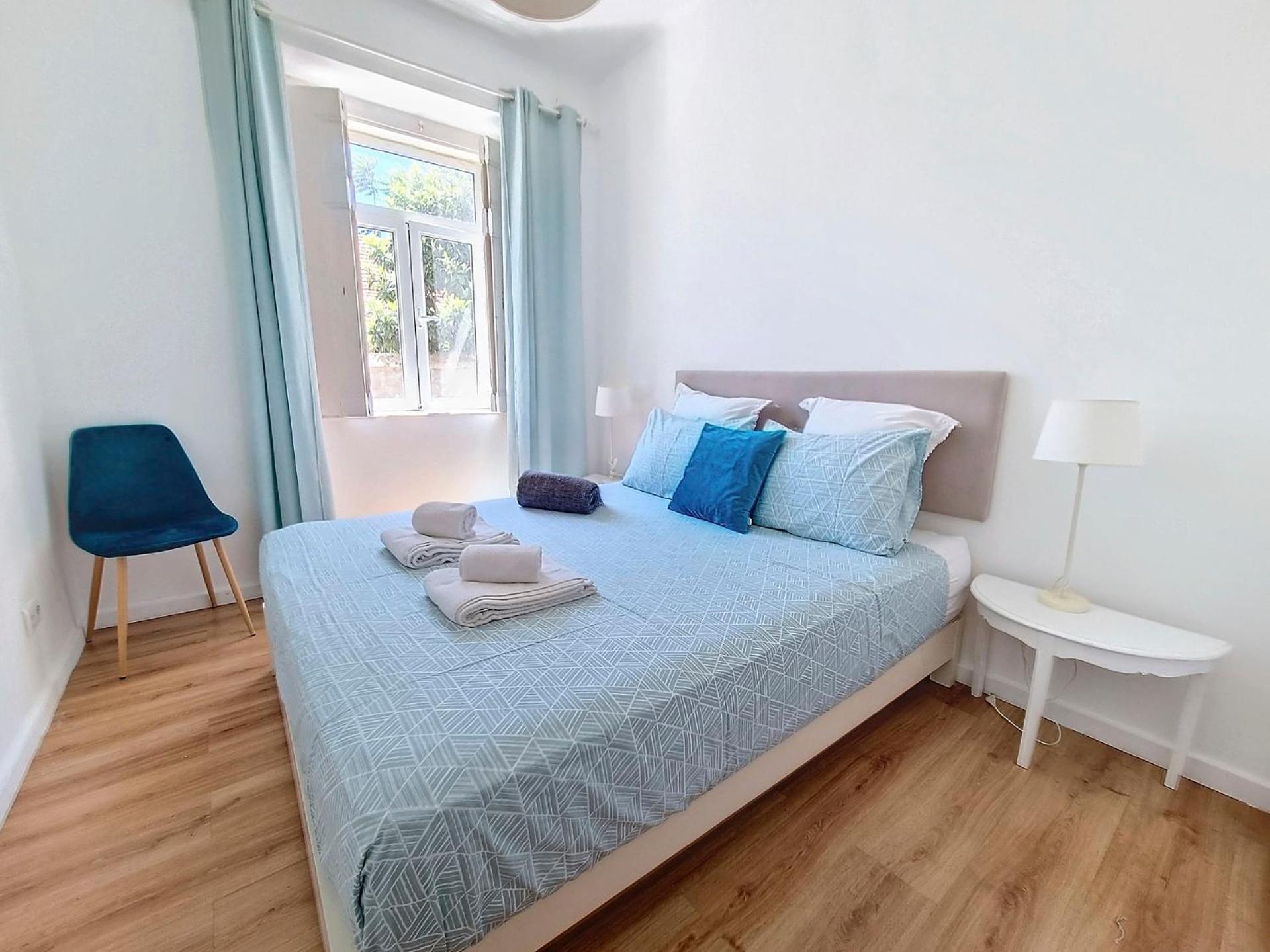 Sapadores - 2 Bedrooms Boho Chic * Lisbon