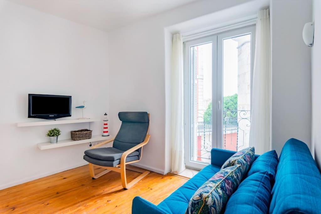Duque 2br Flat At Historical Chiado *