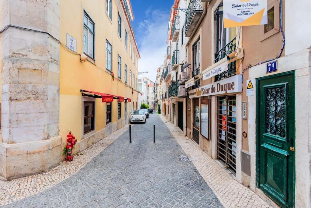 Duque 2br Flat At Historical Chiado Apartment Lisbon