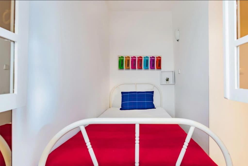 Duque 2br Flat At Historical Chiado *