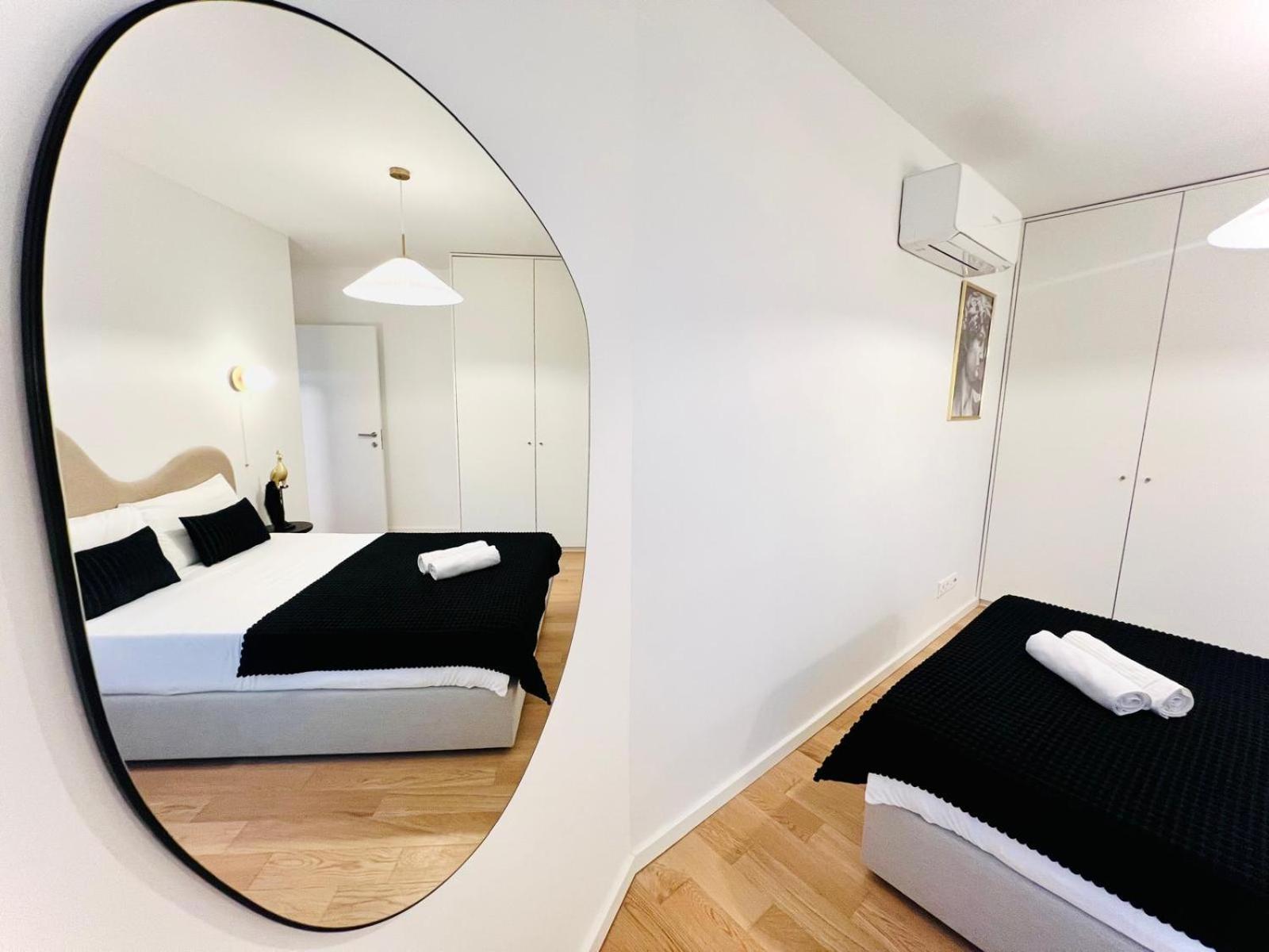 Pink House Ii Beautiful 2 Bedroom Flat In City Center Apartment Lisbon