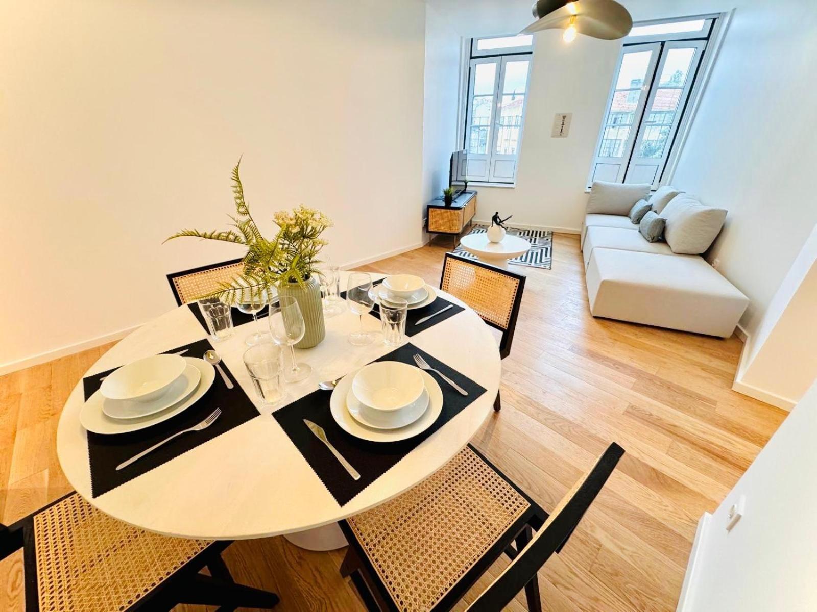 Pink House Ii Beautiful 2 Bedroom Flat In City Center * Lisbon