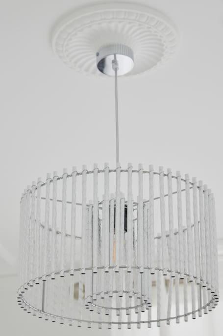 Bright Brand In Center With Ac