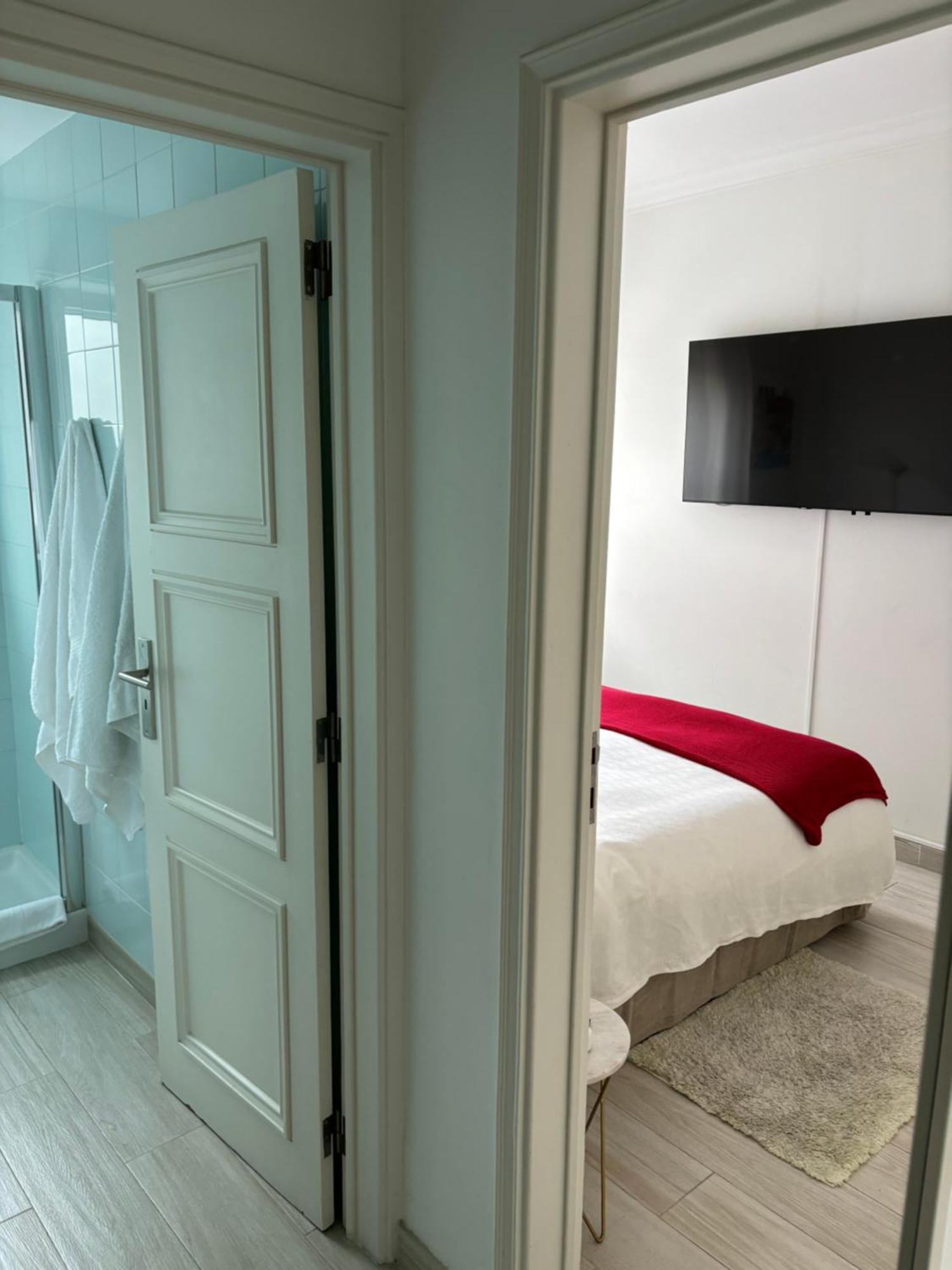 Avenue 17 Apartment Lisbon