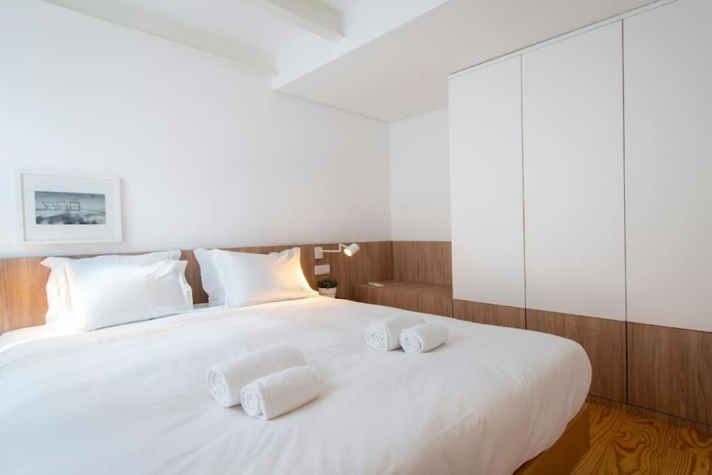 Apartamento Liberdade Stylish Attic With Ac And View