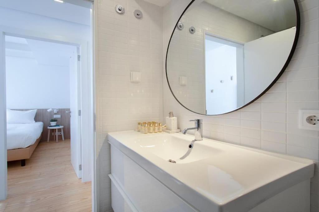 Liberdade Stylish Attic With Ac And View Apartamento