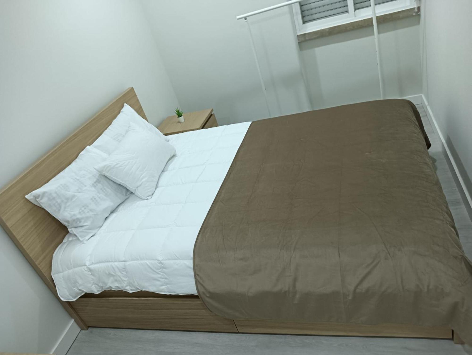 Quarto em Acomodações Particulares Casa Tejo - You're House In *